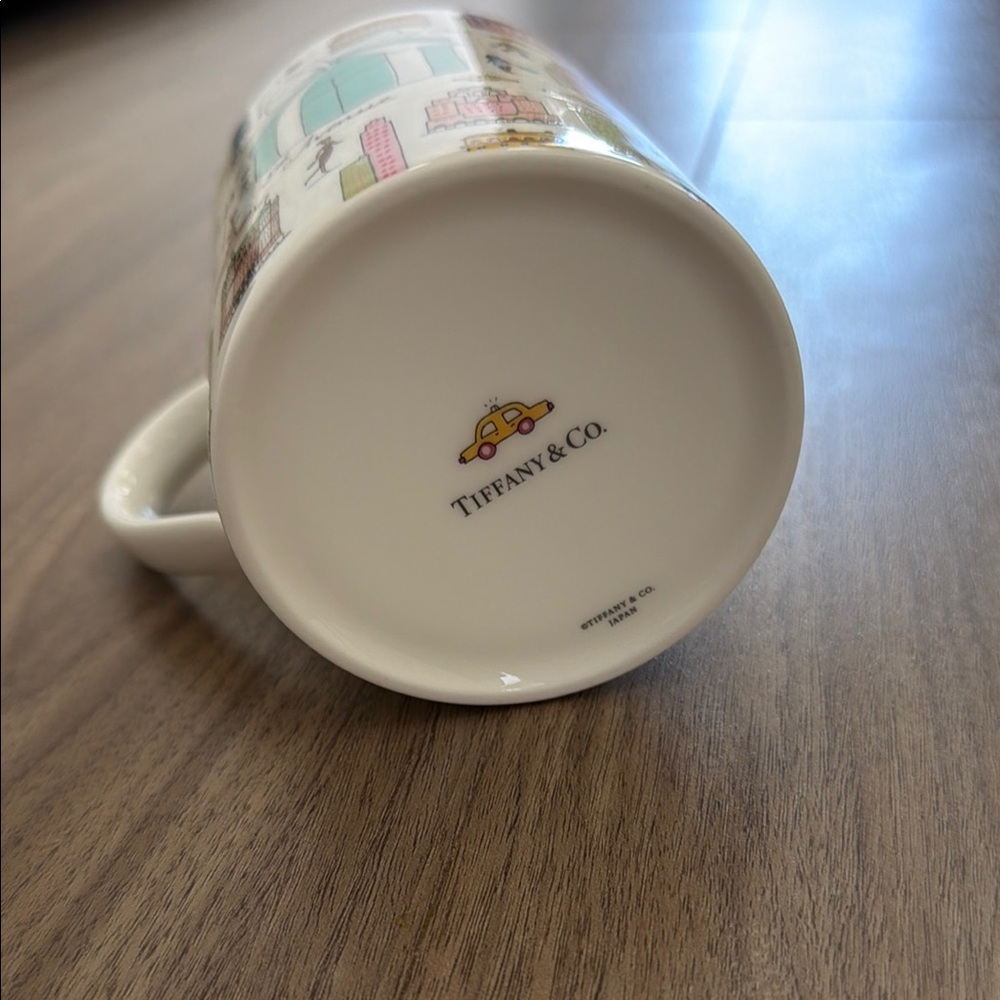 Tiffany & Co China Cup 5th Avenue NYC - Picture 3 of 7